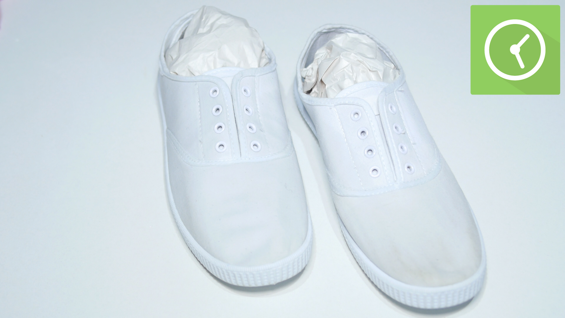 3 Ways to Clean White Vans Shoes wikiHow