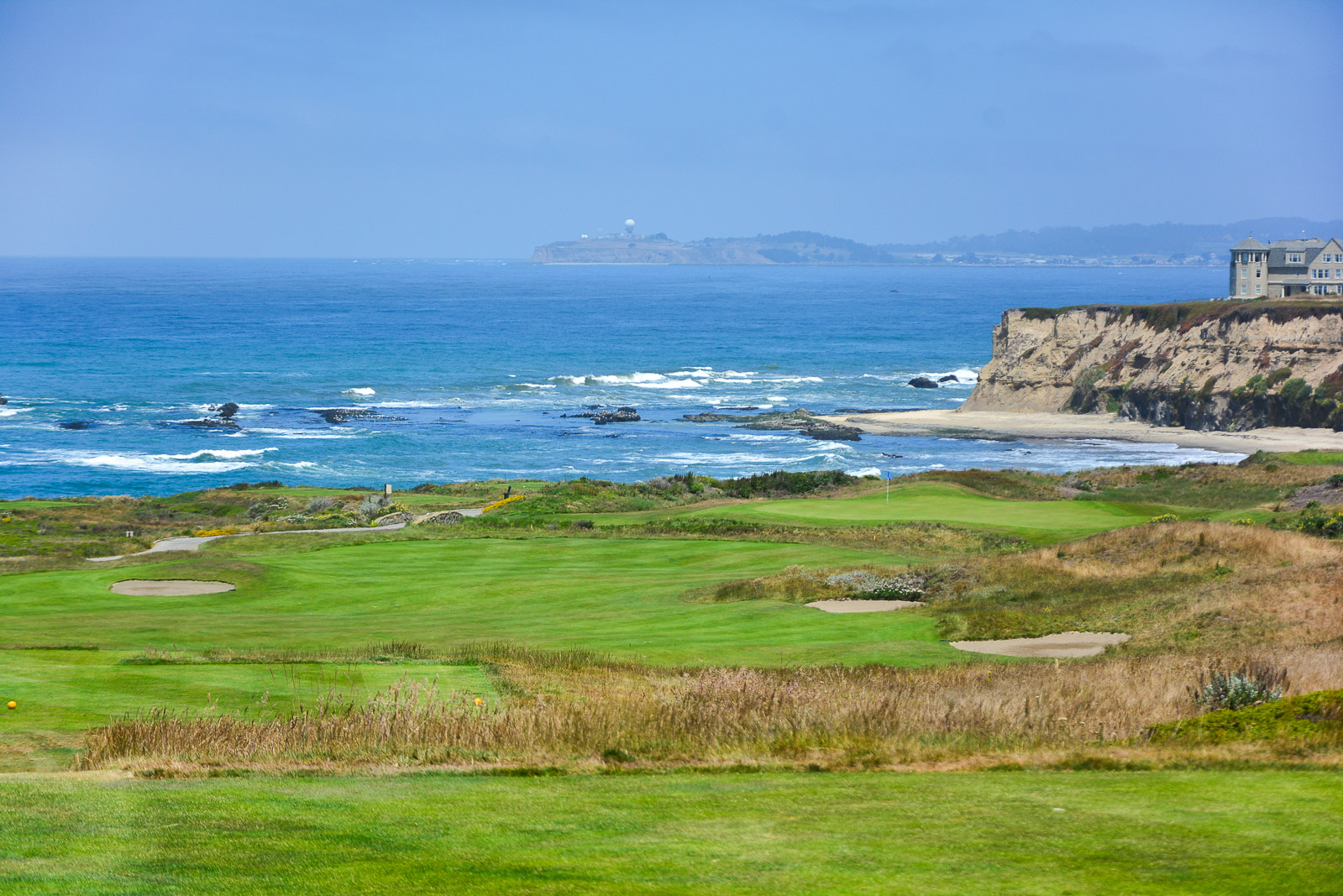 Half Moon Bay Ocean Hole 16 Breaking Eighty